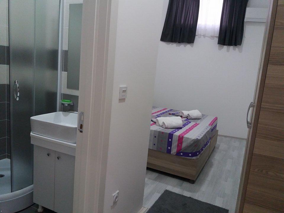 Atina Lux Hostel Leskovac  Buitenkant foto